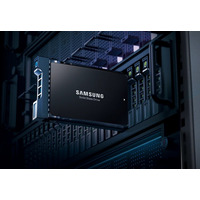 Dysk serwerowy SSD PM9A3 U.2 DCT 3840 GB MZQL23T8HCLS-00W07 NVMe